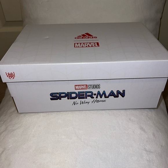 Adidas Donovan Mitchell D.O.N Issue #3 Spiderman GS Unreleased Youth Sz 5 - Picture 2 of 5